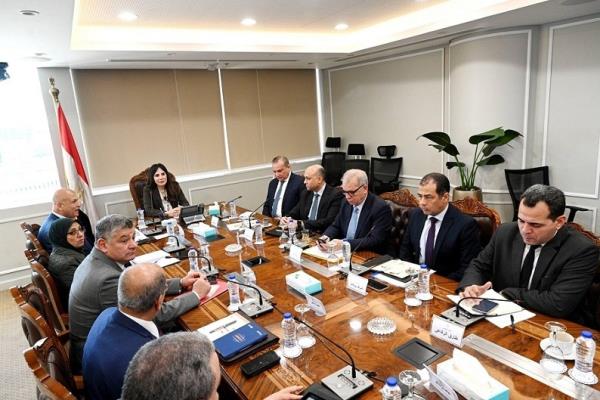 الإسكان تؤكد أهمية تعميق التصنيع المحلي لمكونات مشروعات المرافق وتقليل الاستيراد