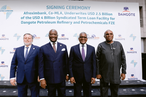 أفريكسيم بنك يكتتب قرضا مجمعا بقيمة 2.5 مليار دولار لصالح "دانجوتي للتكرير"