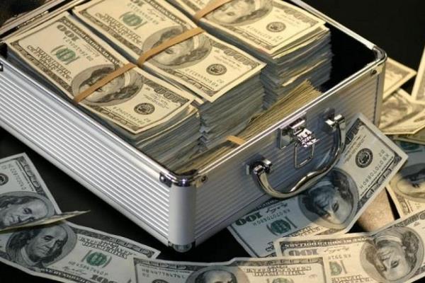 بتراجع وزن الدولار في احتياطات البنوك المركزية النظام النقدي العالمي يتجه لنموذج متعدد الأقطاب
