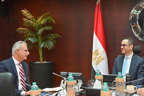 وزير الاستثمار: التعاون مع "باور إيديسون" الأمريكية لتوطين الصناعات المرتبطة بالطاقة