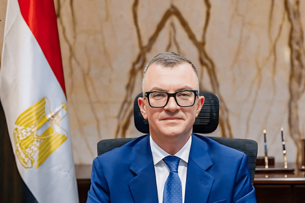 وزير التخطيط: نواصل تعزيز دور القطاع الخاص والتنافسية والنمو الموجه للتصدير