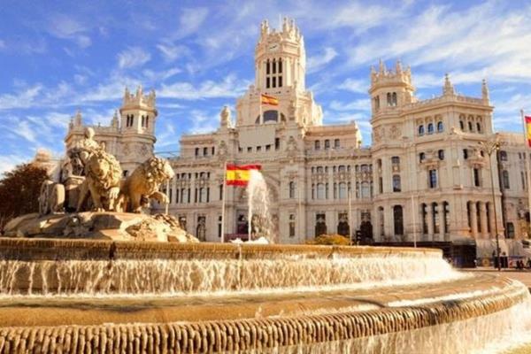 القمة الأفريقية الإسبانية.. مدريد تفتح بوابة جديدة نحو القارة السمراء