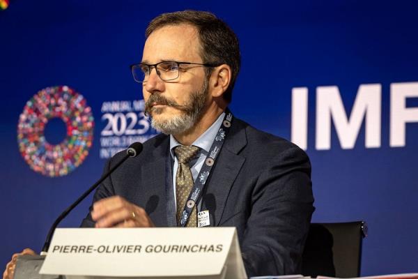 صندوق النقد يرسم 3 سيناريوهات للنمو للاقتصاد العالمي في زمن الحرب