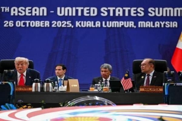 "آسيان".. تكتل اقتصادي صاعد يثبت مكانته ضمن أكبر اقتصادات العالم