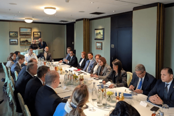 التطلع للاستفادة من التكنولوجيا الألمانية لتعزيز الصناعة وأكثرمن 1600 شركة تستثمر بمصر