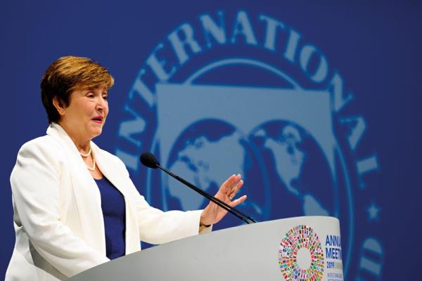 كريستالينا جورجييفا: حرب الشرق الأوسط ستبطئ النمو وترفع الاسعار وتزيد من التضخم