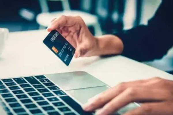 مصنعون: الضريبة الموحدة خطوة لتخفيف الأعباء وتشجيع الاستثمار