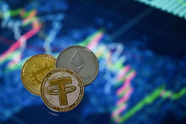 البنوك المركزية تحذر من مخاطر العملات المستقرة الأمريكية على الأسواق الناشئة