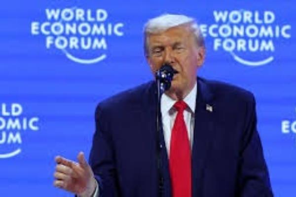 ترامب يسعى لتقييد عودة الموظفين المفصولين بتضييق خياراتهم في الاستئناف