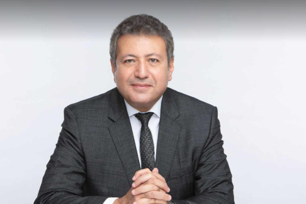 طارق شكري: التحديات الجيوسياسية انعكست إيجابيا على السوق المصري
