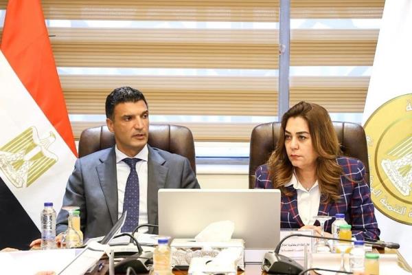 دعم مشروعات هيئة تنمية الصعيد على طاولة مباحثات وزيرا التنمية المحلية والصناعة