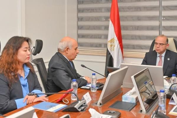 شاندونغ لينج لونج الصينية تستثمر 2 مليار دولار لإنشاء مجمع لإطارات السيارات بمصر