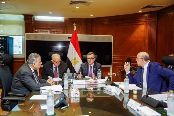 وزير التخطيط: نستهدف زيادة استثمارات بنك الاستثمار القومي في المشروعات الكبرى