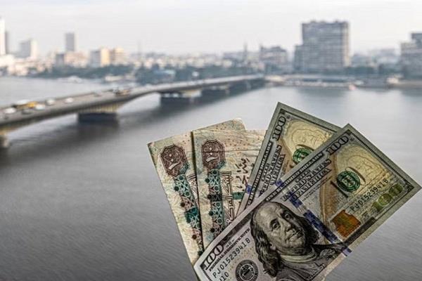 مصر تقترب من الدعم النقدي.. مدى نجاح الحكومة بانهاء أكثر الملفات حساسية