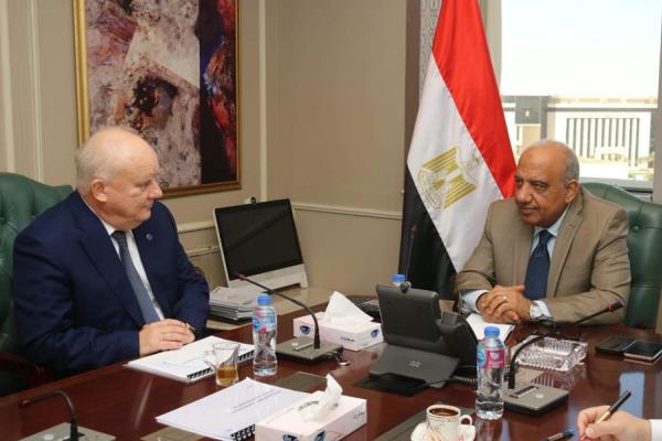 وزير الكهرباء يبحث مع روساتوم الاستعدادات لاستقبال الوقود النووي خلال 2027