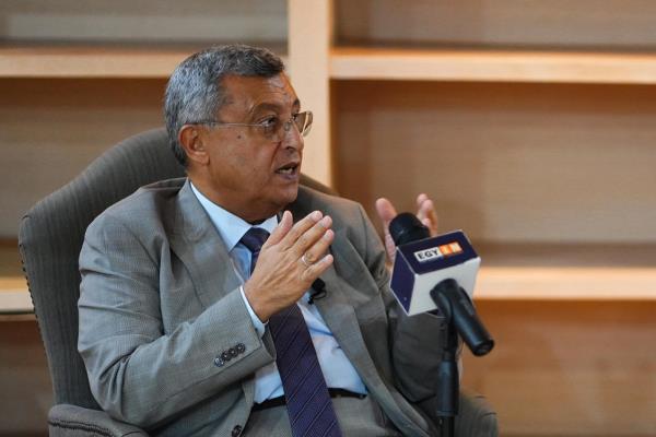 وزير البترول الأسبق: كل دولار زيادة للنفط يكلف الموازنة المصرية 4 مليارات جنيه