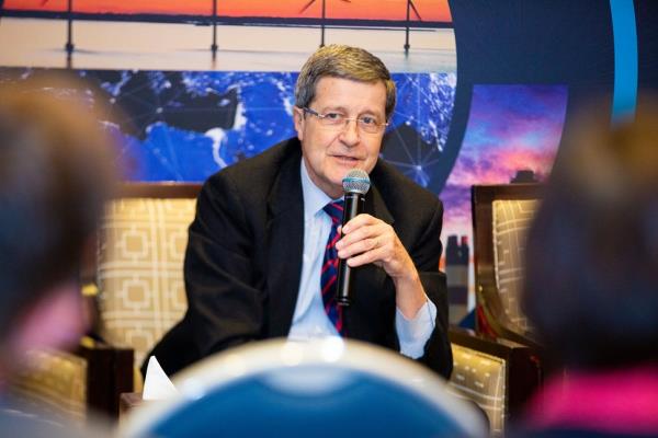 متخصص بأسواق الطاقة: الدول الصناعية الكبرى تتأهب للتدخل لتفادي صدمة نفطية جديدة