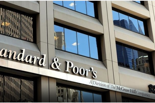 أفريقيا تواجه استحقاقات ديون تتجاوز 90 مليار دولار في 2026