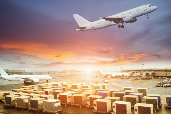 أسعار الشحن الجوي ترتفع 70% نتيجة الصراع في الشرق الأوسط