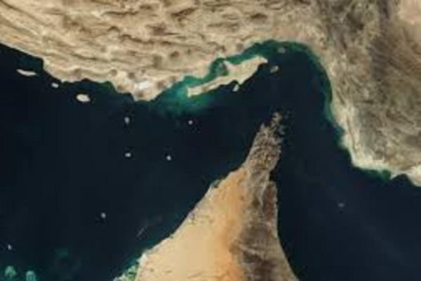 "هرمز" شريان النفط العالمي.. أكثر الدول تأثرا بالإغلاق