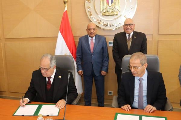 تأسيس شركة لتشغيل وصيانة أنظمة الطاقة الشمسية على أسطح المباني