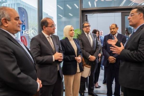 الاستفادة من التكنولوجيا الحديثة وقاعدة البيانات الضريبية في التسهيل على الممولين