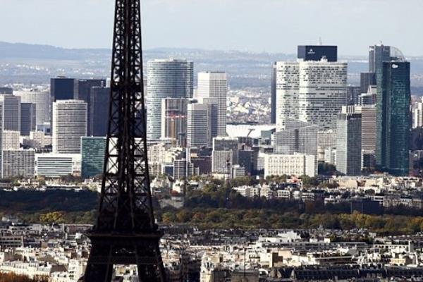 إلغاء عطلات وطنية.. أحدث تدابير فرنسا التقشفية لمواجهة العجز والديون