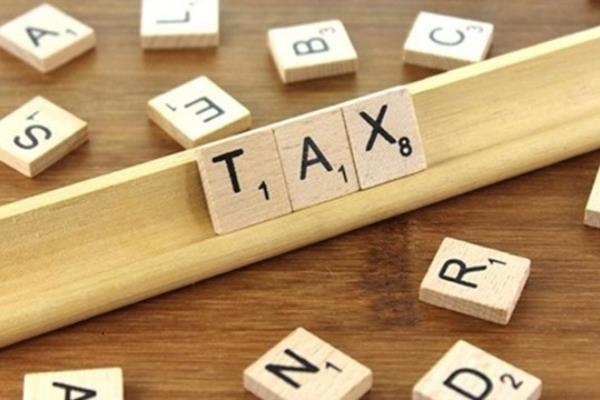 مصر تحسم الجدل حول زيادة ضريبة القيمة المضافة