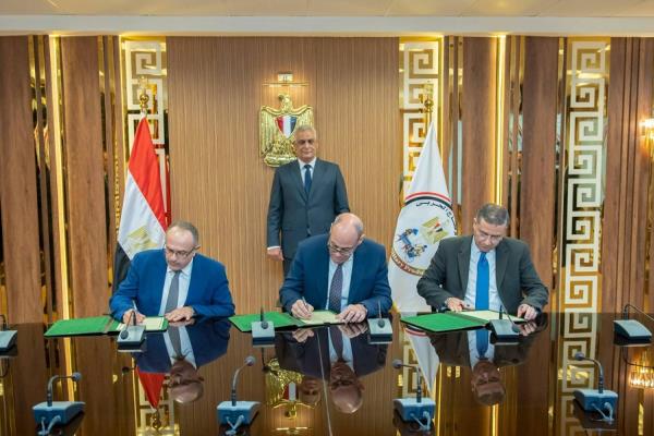 الإنتاج الحربي والمقاولون العرب يوقعان مذكرتي تفاهم لتعزيز التصنيع المشترك