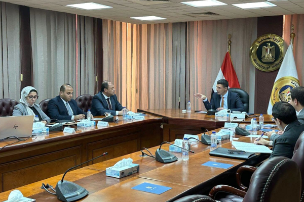 خالد هاشم: حصر المصانع المغلقة والأصول غير المستغلة لتنمية الصعيد