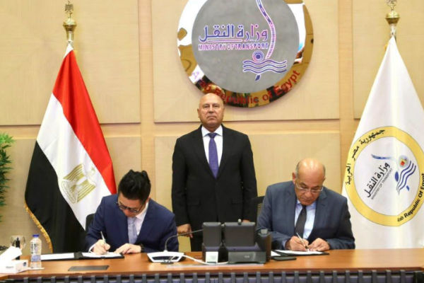 النقل تتعاون مع (C&D) الصينية لإنشاء محطة الإسكندرية للصب الجاف بميناء المكس