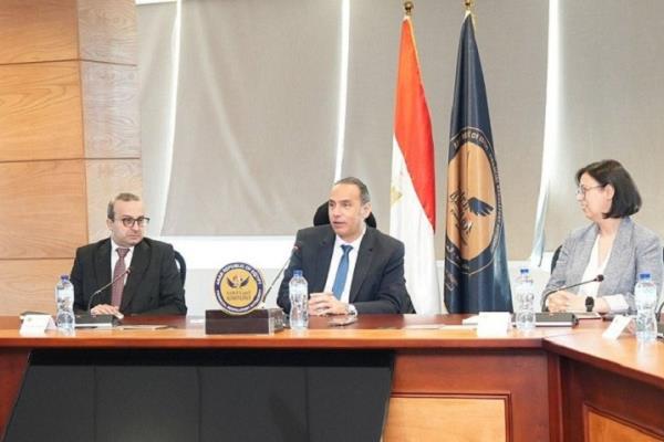 خطط التوعية والتمكين بالأنشطة غير المصرفية مباحثات الرقابة المالية والأمم المتحدة للمرأة