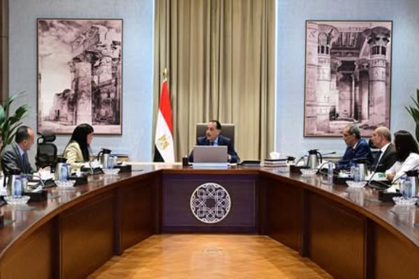 مدبولي يستعرض جهود دعم ريادة الأعمال والاقتصاد الرقمي مع اللجنة الاستشارية