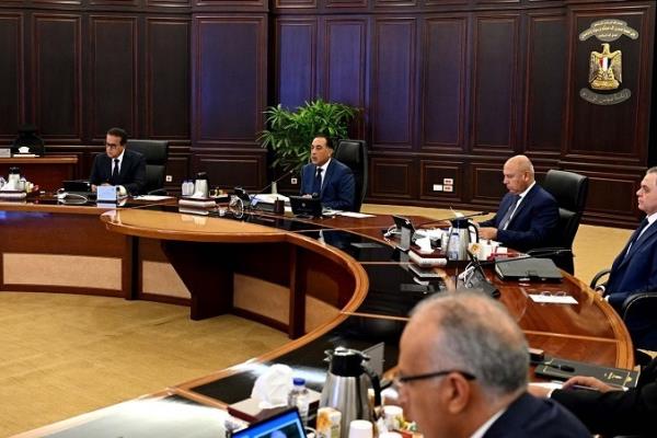 استراتيجية وطنية متكاملة لدعم وإحياء الصناعات والحرف اليدوية