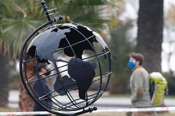 صندوق النقد يتوقع ارتفاع معدل نمو الاقتصاد المصري إلى 4.5%
