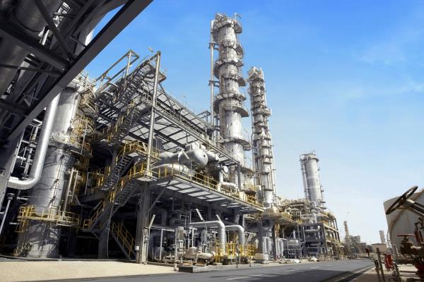 توطين الصناعات الكيماوية يواجه تحديات التمويل والتكنولوجيا في مصر